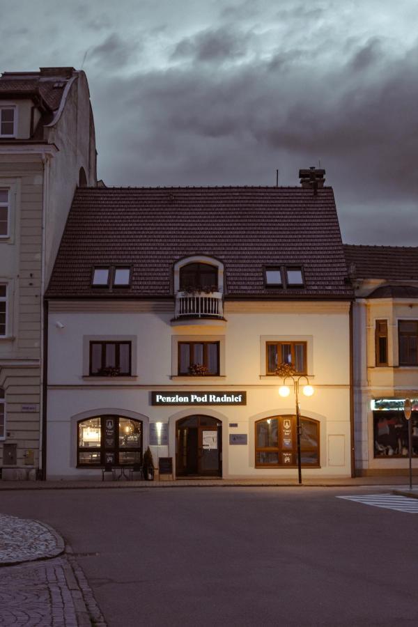 Penzion Pod Radnicí Hustopeče Exterior foto